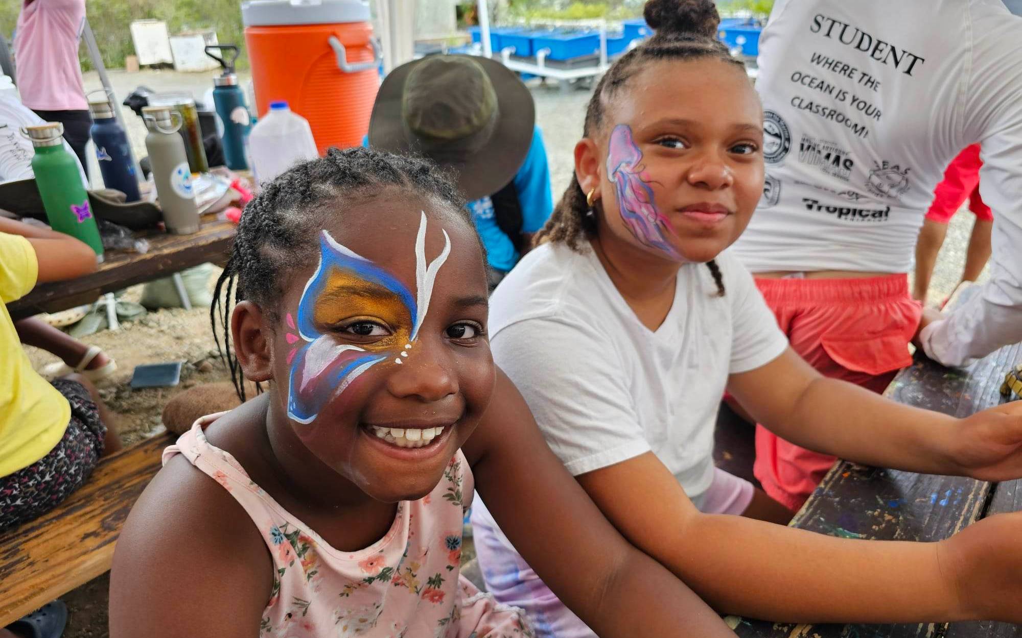 JOE students getting their faces painted 