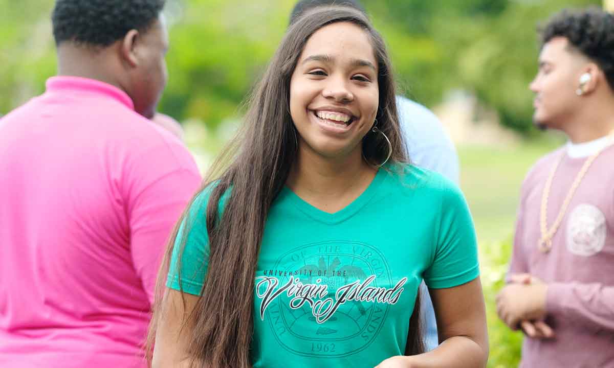 Students on AAS Campus