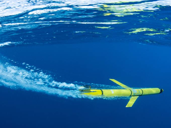 Glider in water
