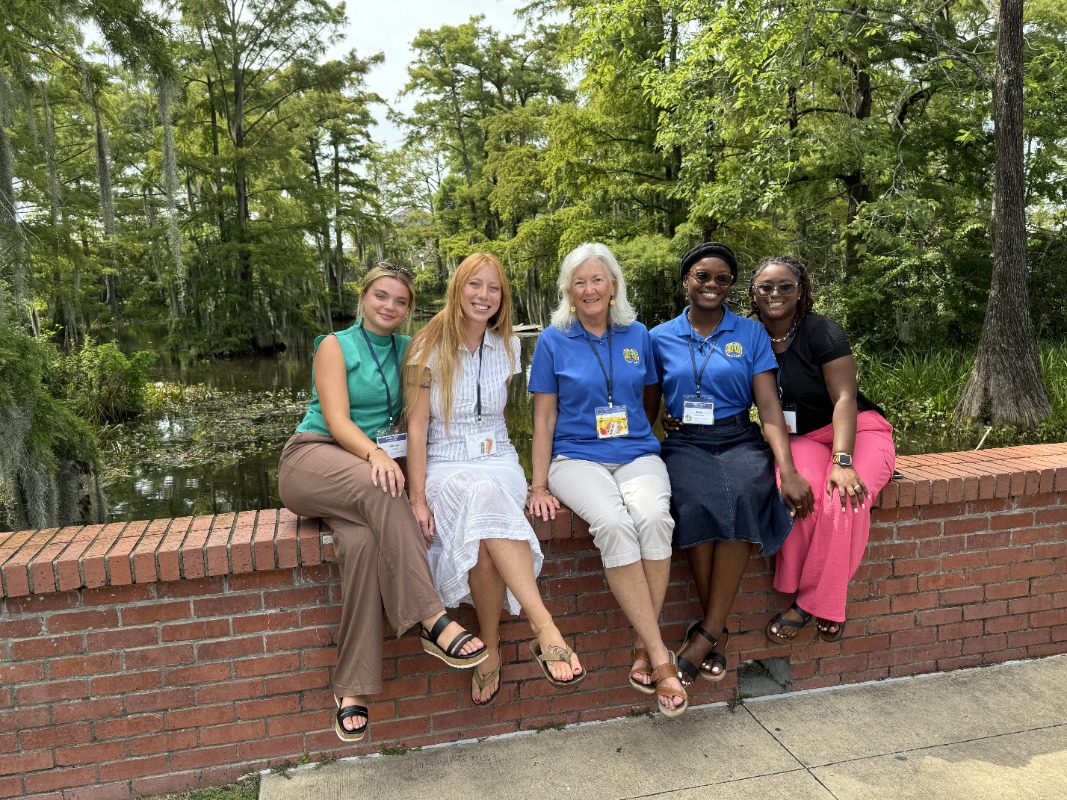 25_105_2_jpg The group representing the USVI at the NMEA