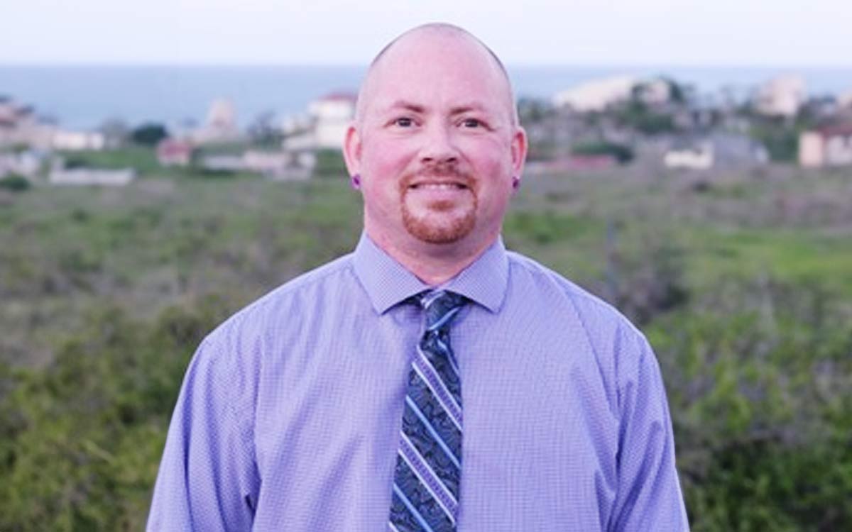 Dr. Andrew Seeber